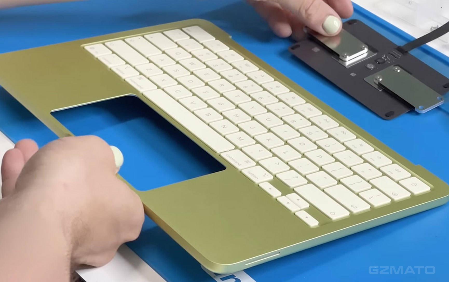 MacBook Neo: The Most Repairable MacBook in 14 Years – iFixit Teardown Breakdown