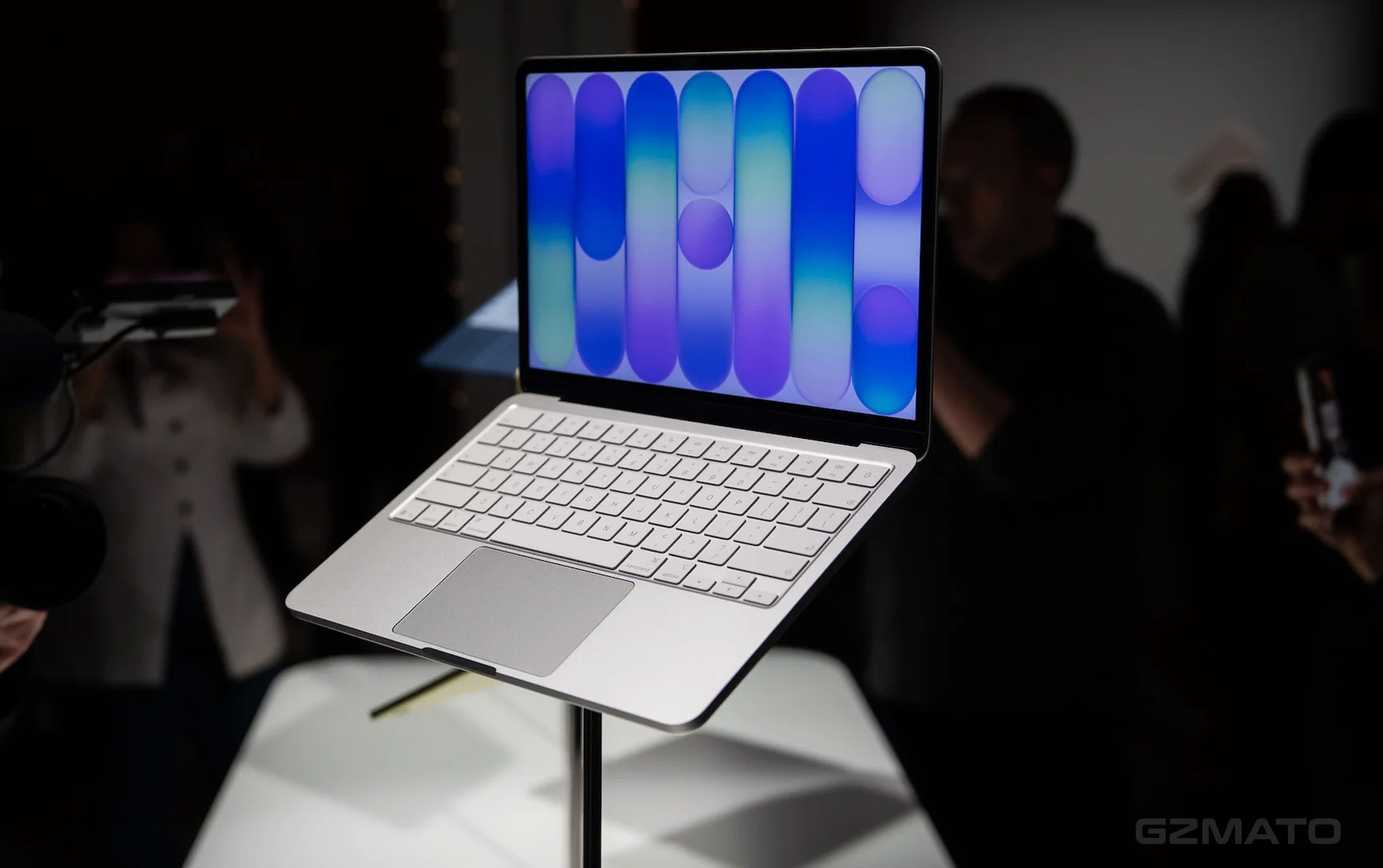 MacBook Neo Sales Surge: 1.1 Million Units in Three Weeks