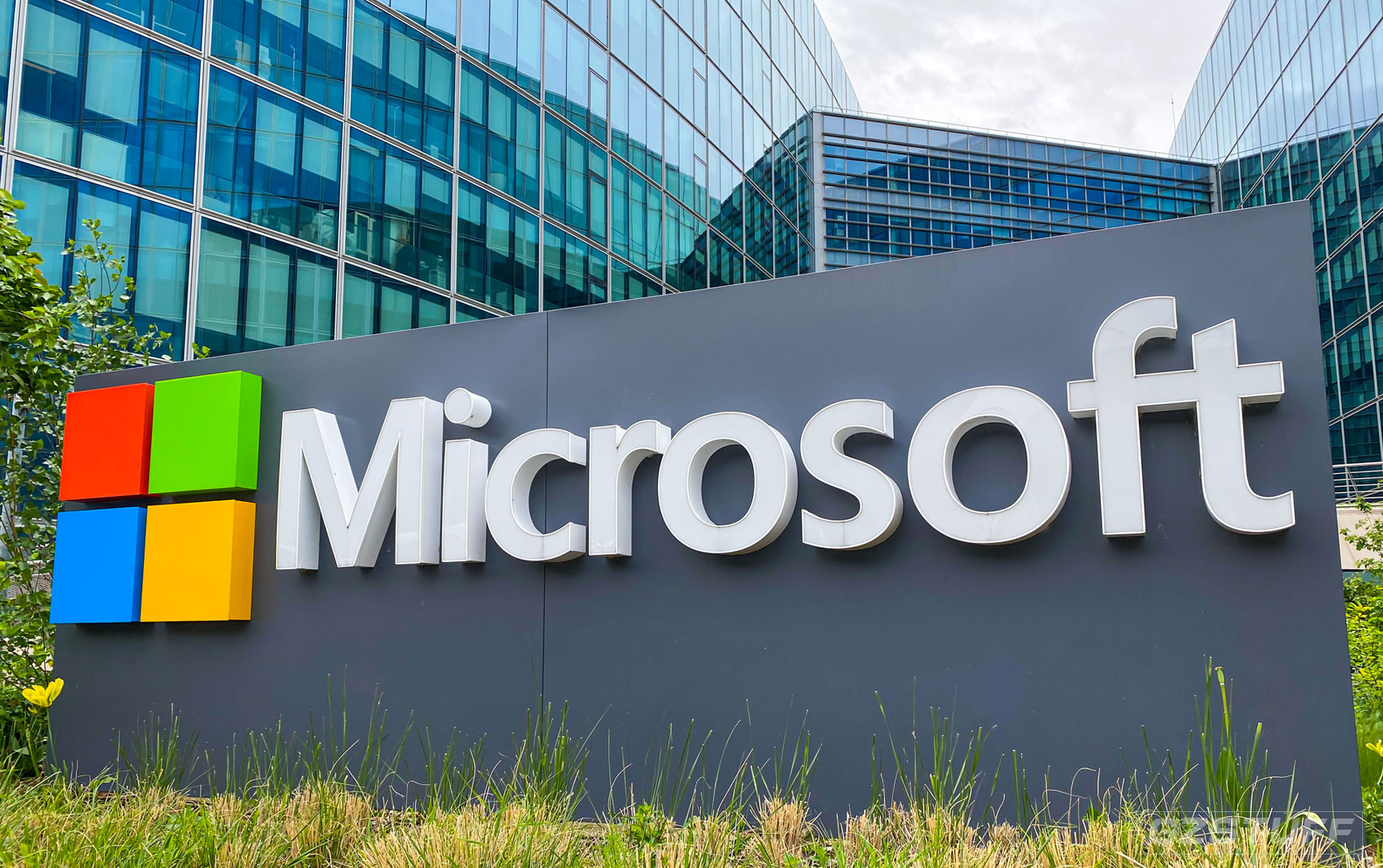 Microsoft Could Topple Amazon's Cloud Dominance, Thanks to AI