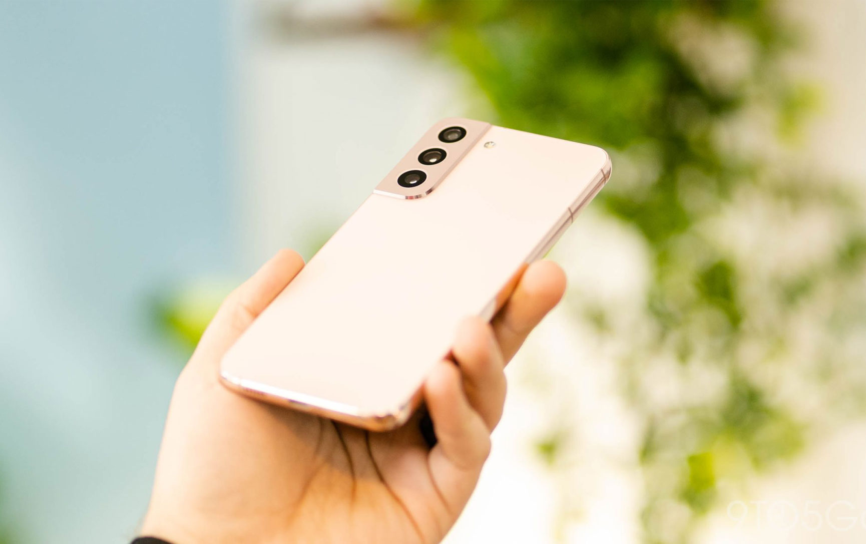 Samsung might deliver its first look at Android 13 and One UI 5.0 as soon as July