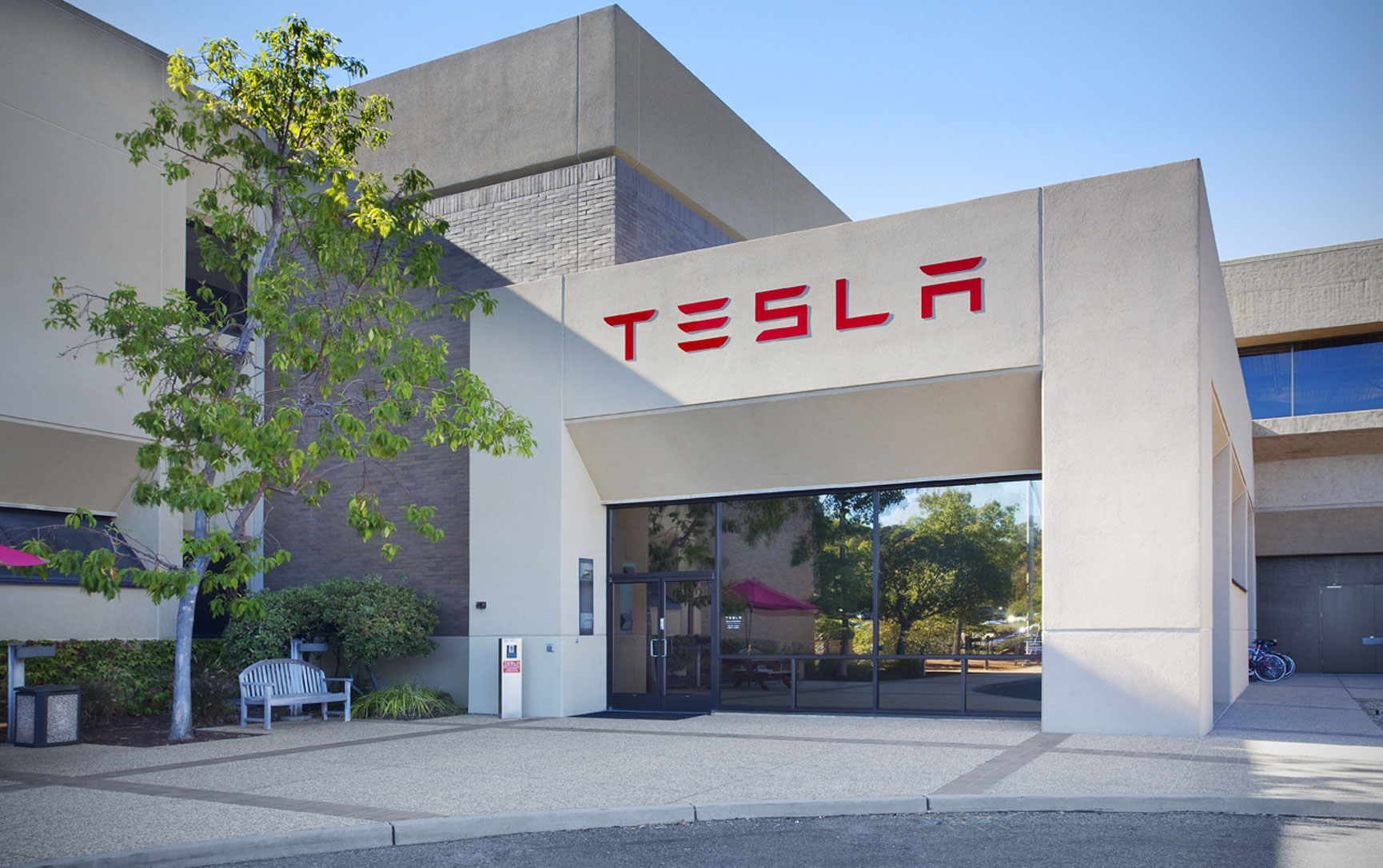 Tesla California Corporate HQ to New Texas Factory Under Construction! Will ALL Employees be Relocated?