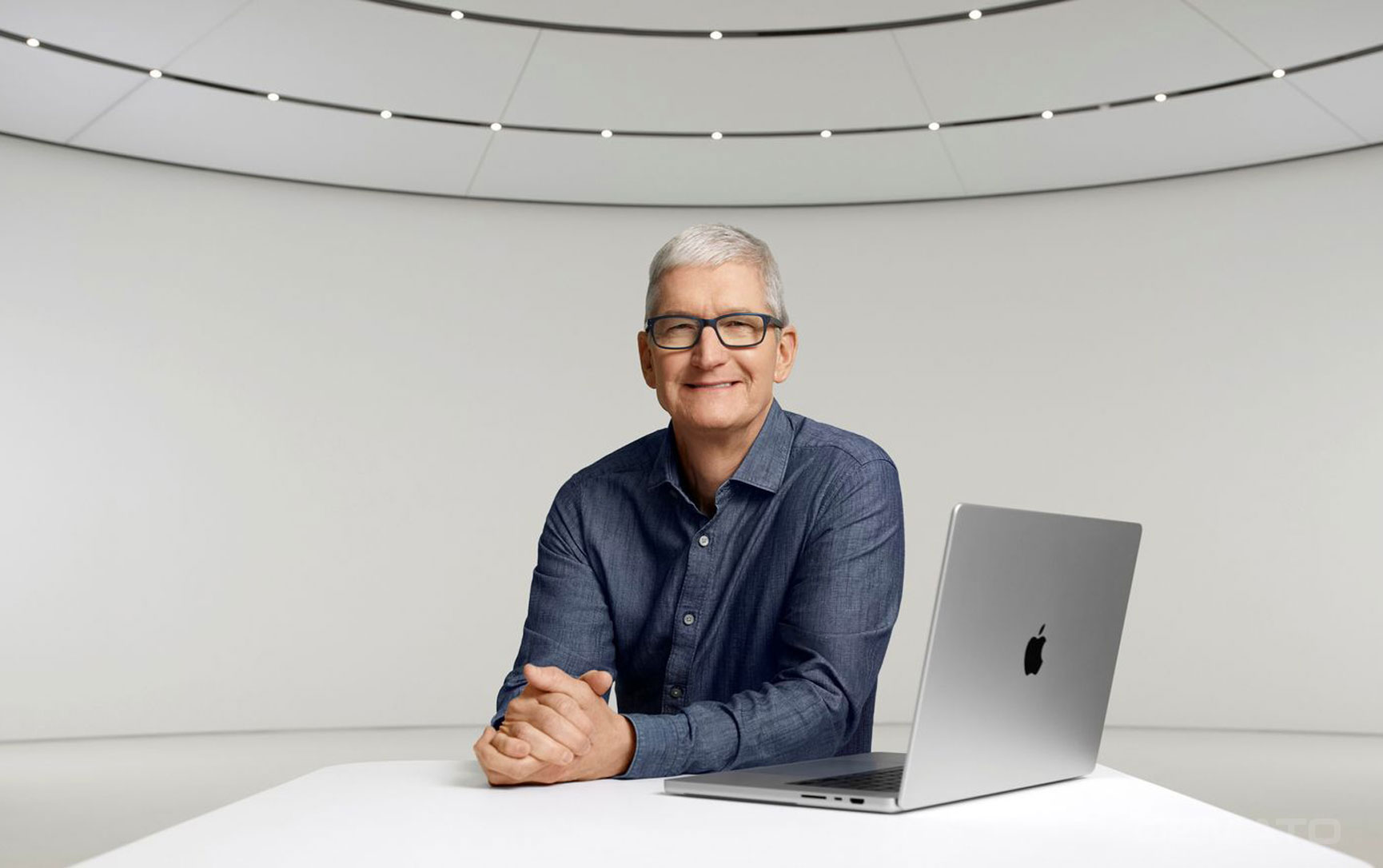 Tim Cook Could Step Down as Apple CEO as Early as 2026 – John Ternus Is the Frontrunner